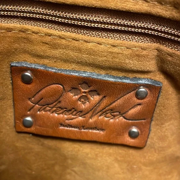 Patricia Nash Turquoise Cassini Zipper Clutch. - Picture 5 of 7